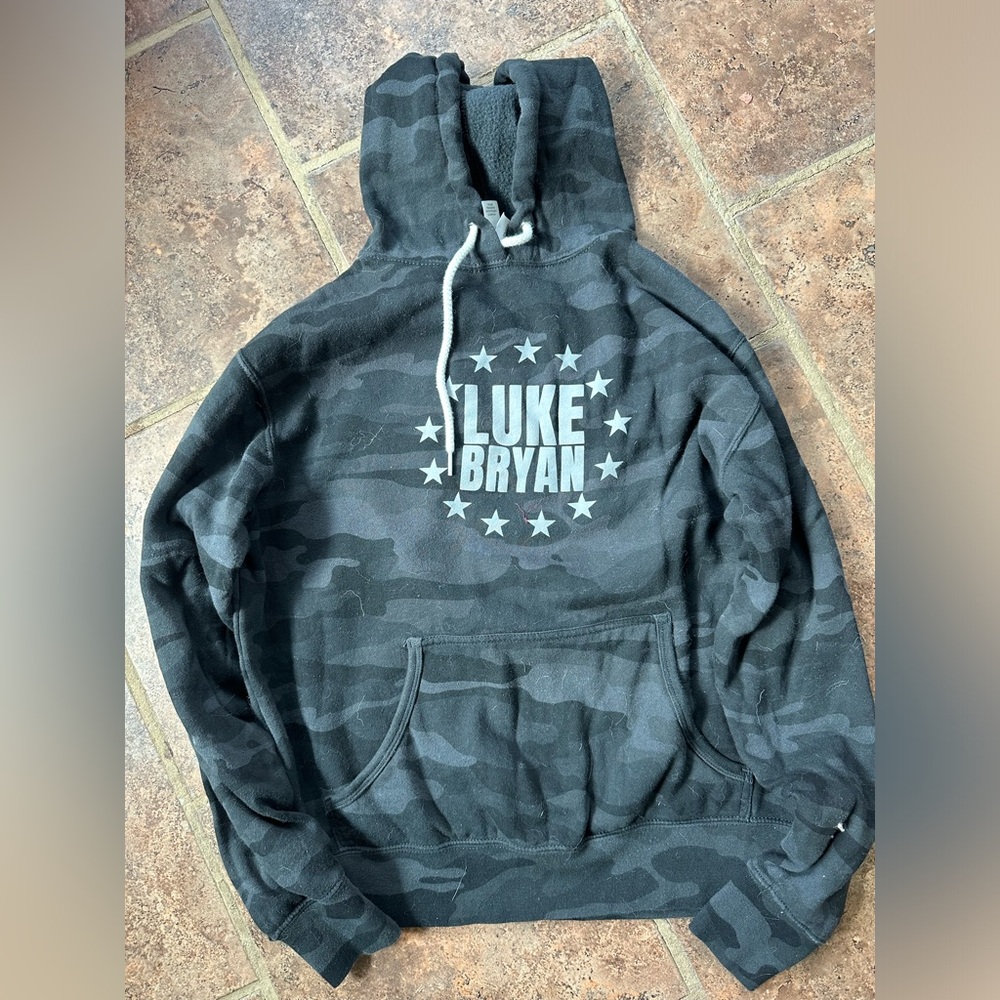 Luke Bryan camouflage hoodie size small